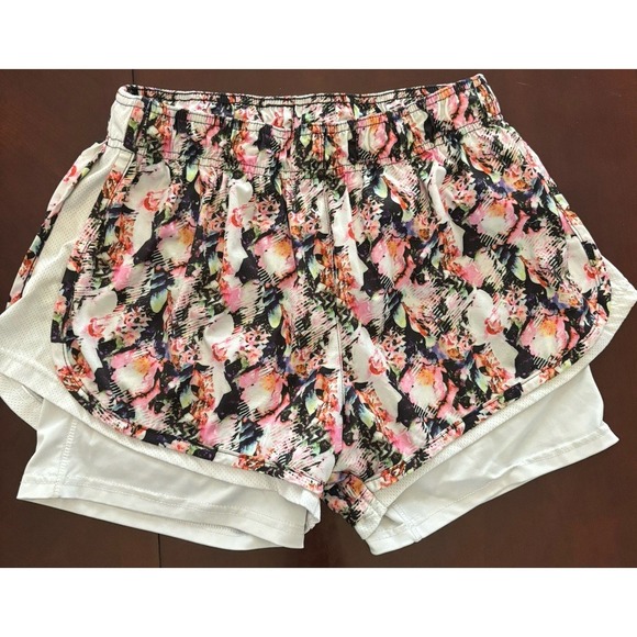 Legend Womens‎ Athletic Floral Running Gym Shorts Size Large - Picture 1 of 8